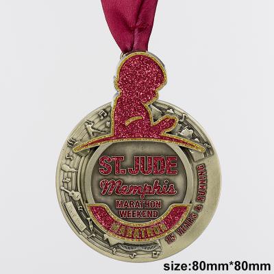 médailles de sport de marathon d'or scintillantes personnalisées avec ruban
